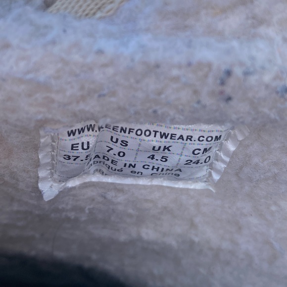 Keen Ankle Boots with Sherpa - Picture 9 of 11